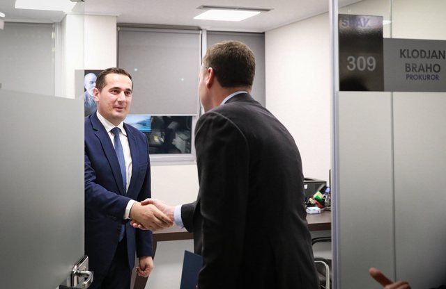 -640-0-640-0-596812770-1304762885012199-8720112661581619389-n-1765463475-1766074956