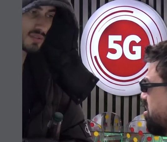 “Je shumë i vogël…” – ‘Plas’ keq mes Stines dhe Kristit: Bëj kujdes! “Rri ti aktiv…”