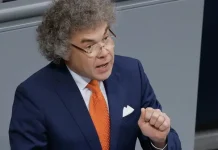 Deputeti gjerman i AfD-së, Matthias Musdorff, nën akuzë për “përshëndetje naziste” në Bundestag
