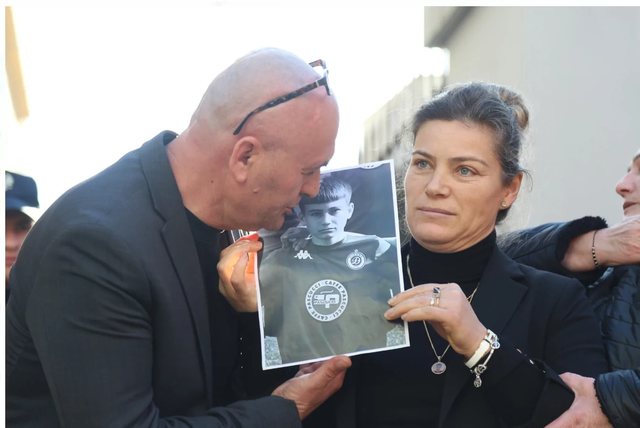 -640-0-prinderit-e-marttin-camit-1765287254