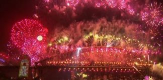 Viti i ri 2026 mbërrin në Australi, spektakël fishekzjarresh në Sidnei