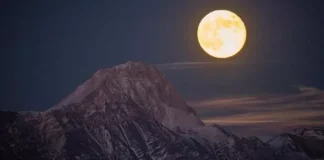 Të enjten do të shfaqet “Super Hëna e ftohtë”