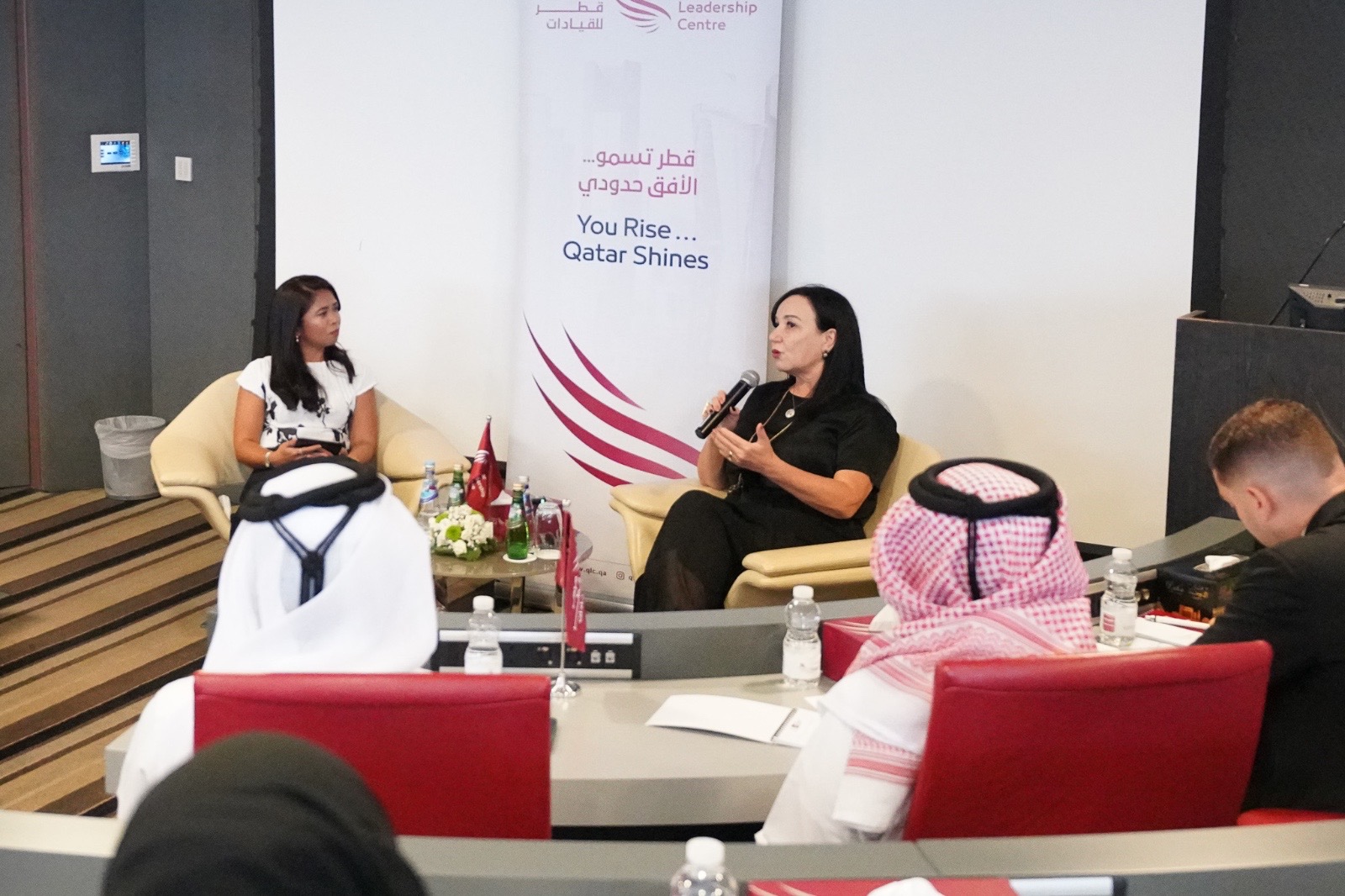 Presioni mbi planetin  biznesin dhe të drejtat e njeriut në kohë ndryshimi  Linda Rama kujton qartë se çfarë kërkonin shqiptarët në vitin 1990