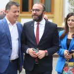 PD në kolaps, gazetari: Kaluam nga partia e Ridvan Bodes e Majlinda Bregut, te na gënjeu Rama për të firmosur