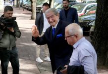 “Yppp Xhixhi, vitin tjetër do e qërojmë Ramën” – Ish-deputeti demokrat: Salianji nëse ka by***, t’i dalë ballazi Berishës