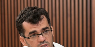 Dorëheqja e munguar në politikën shqiptare