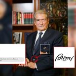 FOTO LAJM: Sali Berisha me kostum Brioni mbi 5 mijë dollarë, uron shqiptarët për Ditën e Pavarësisë