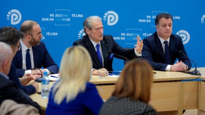 -800-0-1764794967x900-0-1733319580x1733319405-saliberisha-347-219