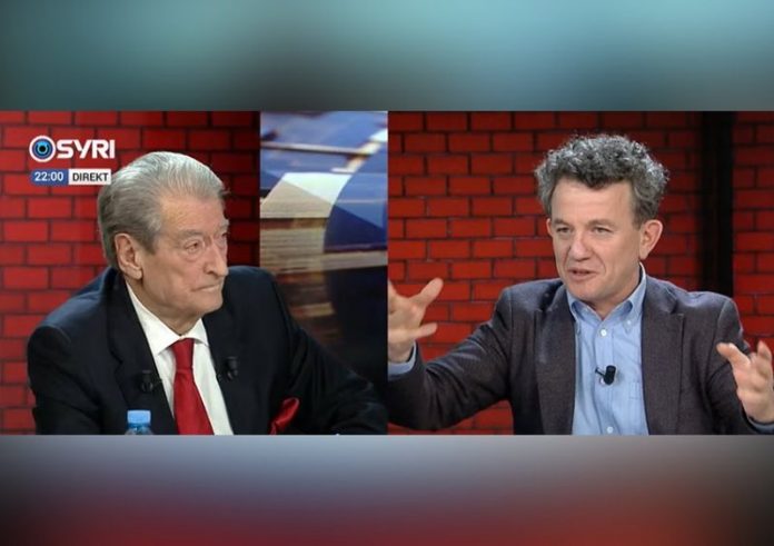 -800-0-1765269582xd-909