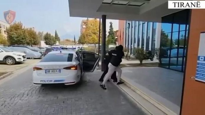 -800-0-1765710068xtirane-886