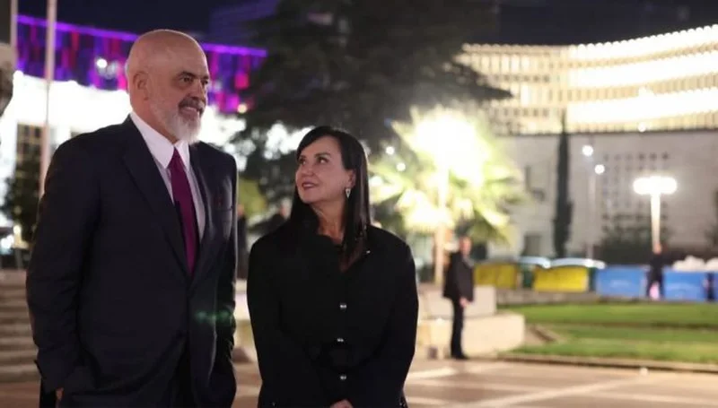 Rama ndan fotoalbumin e javës  Nga vizita në Jordani tek ekonomia dhe punësimi i të rinjve