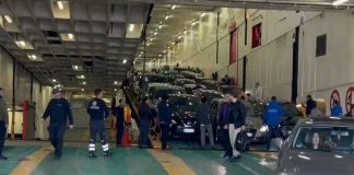 Festat e fundvitit, fluks pasagjerësh në portin e Vlorës