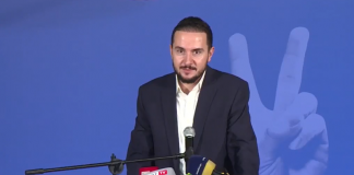 Foltore me dy gishta, pa ‘Doktorin’