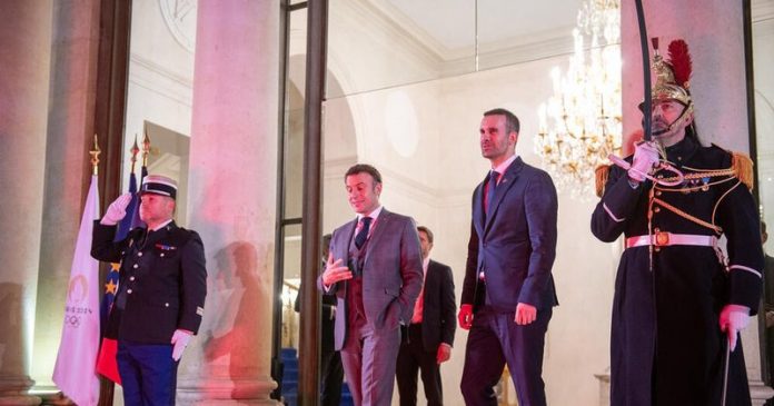 -800-0-5884b609cf65b4d4aa875cfa4dcebfb9