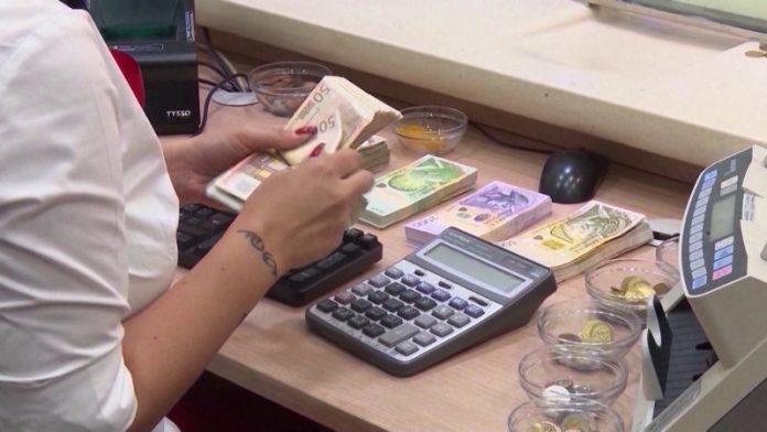 -800-0-6eb24dadaf86a72987d5c07b0b6356d4