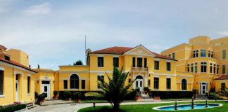 Sot protesta e opozitës, Ambasada e SHBA-ve thirrje qytetarëve të saj: Shmangni grumbullimet!