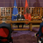Shqipëria, lider në funksionimin e administratës. Ishim të varur nga koncesionet”, ironizon Rama: Në kundërtendencë me atë se çfarë ziejnë 70 tenxheret politike!