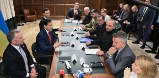 Analiza e CNN/ Sekretet e darkës në Florida mes delegacionit amerikan dhe atij ukrainas, simbolika e ushqimit të servirur, gjembat për NATO-n dhe kompromiset territoriale