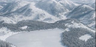 Kreyministri Rama ndan foton nga Lura e mbuluar me dëborë: Pamje përrallore