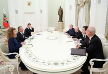 Kremlini: Presim përgjigjen e SHBA pas bisedimeve të paqes