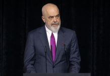 Rama dekoron me urdhrin e lartë të ‘Skënderbeut’, Artan Lame dhe Filip Rrumbullaku