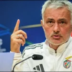 Jose Mourinho bëhet sërish protagonist; ‘dënon’ gazetarin në konferencën për shtyp