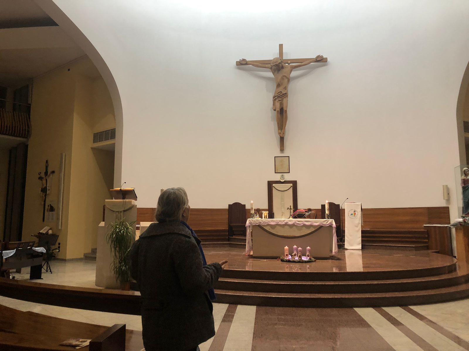 krishtlindjet-ne-nje-vend-ku-zoti-ishte-i-ndaluar