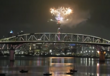 Spektakël fishekzjarresh, Zelanda e Re mirëpret Vitin e Ri 2026