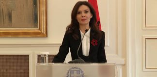 Spiropali konferencë me homologun grek: Greqia mbështet Shqipërinë për anëtarësimin në BE