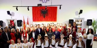 “Ku ka shqiptarë, ka shpirt kuqezi”, Spiropali viziton Komunën e Tetovës: Qendër dinamike arsimore, kulturore dhe shoqërore në rajon