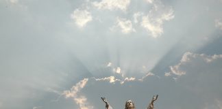 Krishtlindjet, festa e lindjes së Krishtit, kuptimi dhe historiku i një tradite mijëravjeçare