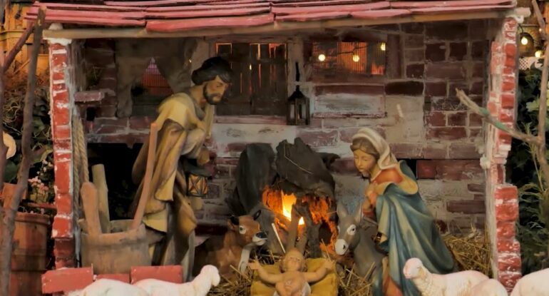 Kisha Katolike uron besimtarët për festën e Krishtlindjes  mesazhi i Ipeshkëve të Shqipërisë  Gëzuar  Zoti ju bekoftë të gjithëve 