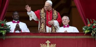 “Vuajtjet e njerëzimit bërtasin”- !Papa Leone XIV mban meshën e Krishtlindjeve: Mos harroni tendat e Gazës, refugjatët dhe të rinjtë në vijën e parë të frontit