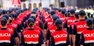 LAJMI I MIRË/ Vendimi, Policia e Shtetit shpërblen efektivët me 30 mijë lekë të reja në fundvit