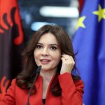 Asnjë urdhër nuk ka pasur që të firmoset për Endrit Shabanin. Firmat ishin gabim, akt i nxituar. Zgjedhja e tij nuk ka asnjë lidhje me firmat se firmat ishin tërhequr”, tha Berisha.