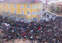 Protesta të njëpasnjëshme nga partitë opozitare, zbardhet kalendari