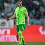 Sllovaki, futbollisti humbet arsyen, përplaset me një tifoz: Ofendoi nënën time…