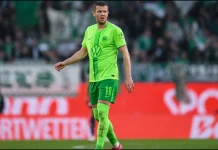 Sllovaki, futbollisti humbet arsyen, përplaset me një tifoz: Ofendoi nënën time…