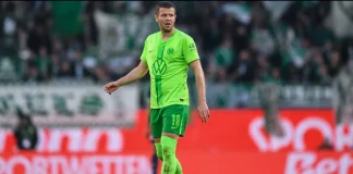 Sllovaki, futbollisti humbet arsyen, përplaset me një tifoz: Ofendoi nënën time…