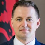 Gent Gazheli jep dorëheqjen nga Drejtoria e Përgjithshme e Doganave