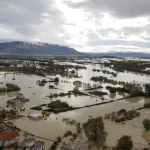 Reshje intensive shiu! Paralajmëron IGJEUM: Rritje e RREZIKSHME e prurjeve deri të enjten, ja ZONAT më të prekura