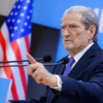 ‘Tre ditë në sallat e tempullit të demokracisë’/ Berisha kthehet me gënjeshtra nga vizita private në Strasburg