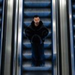 “E kam shkruar me lot”, Gjesti rikthehet pas tragjedisë me një këngë për vëllain e ndjerë: E kuptova sa shumë të desha kur ike