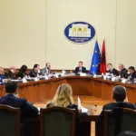 Kushtetuesja ende pa vendim/ Mblidhet sot Këshilli i Mandateve për imunitetin e Ballukut