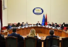 Kushtetuesja ende pa vendim/ Mblidhet sot Këshilli i Mandateve për imunitetin e Ballukut