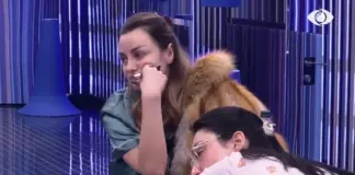 Përplasje të ashpra në shtëpi, Stelina-Inës: Ti që s’di ku ke varrin e babit, puthesh me çunat te Myslym Shyri