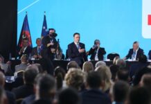 Lumir Abdixhiku i mbijeton votëbesimit, mbetet në krye të LDK-së