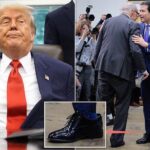 Momenti i pazakontë në Shtëpinë e Bardhë: Trump u blen këpucë zyrtarëve të lartë, por disa numra më të mëdha