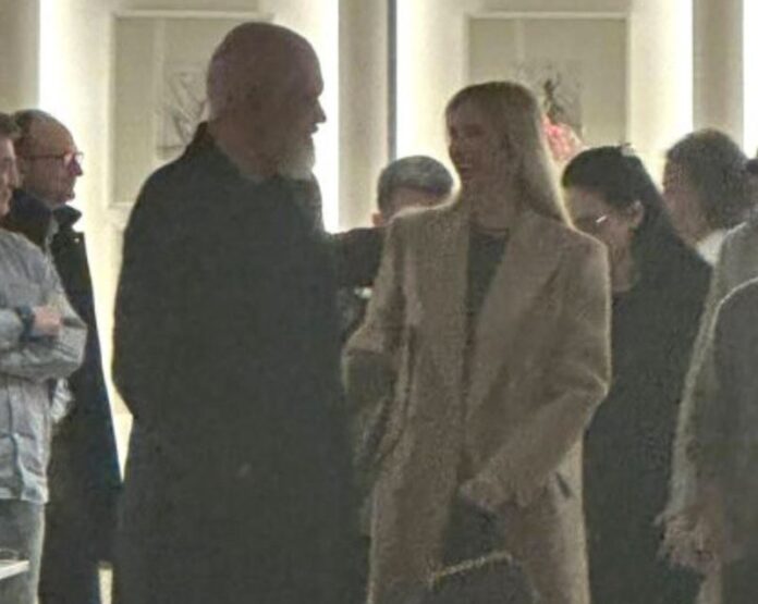 -800-0-58a079a68cd160441270342df472f14c