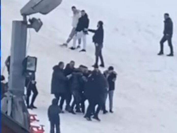 -800-0-716ca90b5cfb9f4c1b6d9949cc1f6259